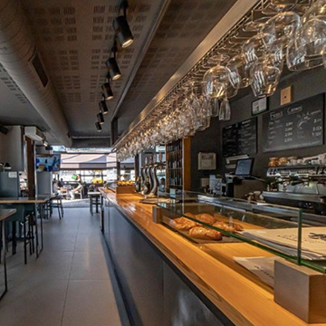 Barra del Bar Akari Gastroteka