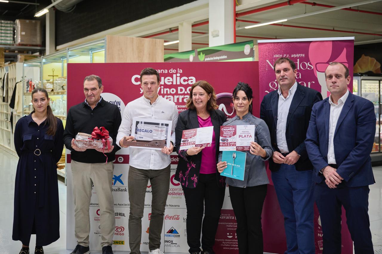 Premio plata con autoridades y empresas
