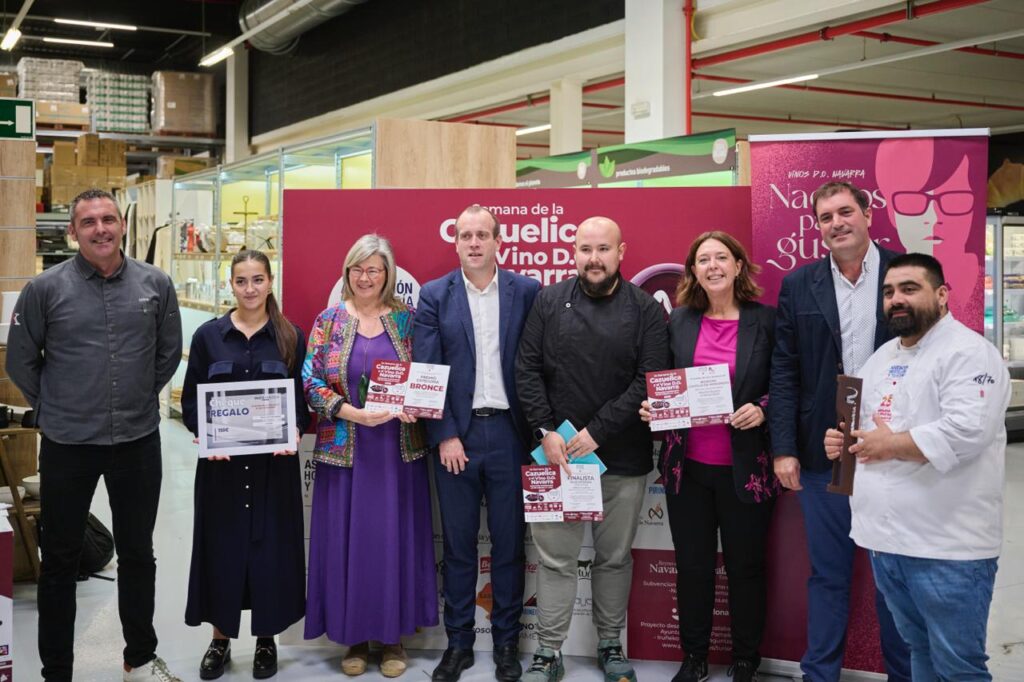 Premiados bronce con empresas y autoridades